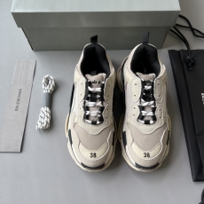 Balenciaga Sneakers